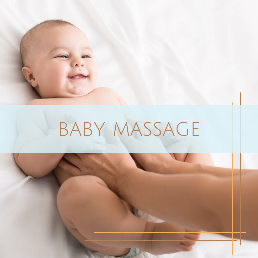 fizjoterapeuta stosuje delikatne rotacje bioder u leżącego na boku maleństwa